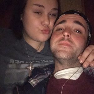 Meet your Posher, Claire